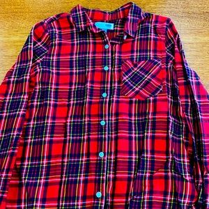 Old Navy small women’s red plaid button up shirt.